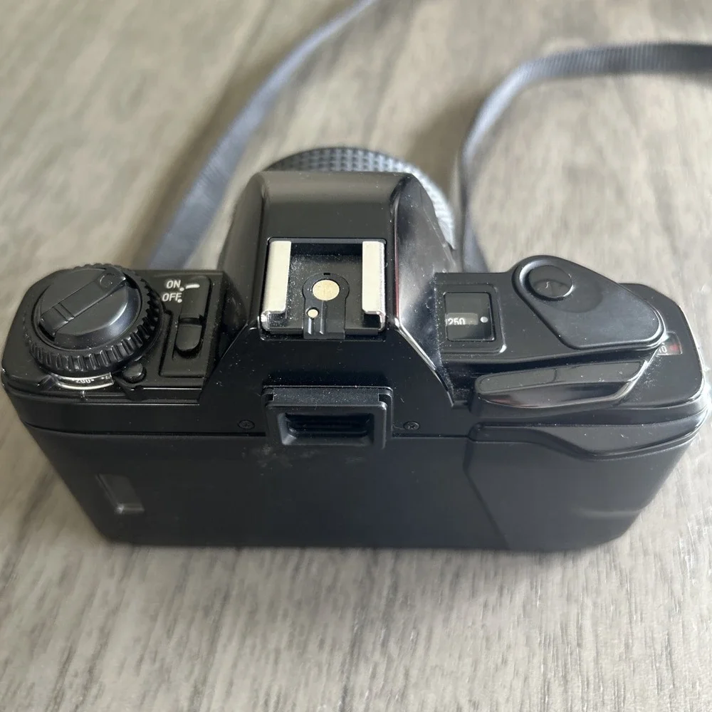 Minolta X-370n 35mm Film Camera MD 50mm f/1.7 Lens Auto Winder Grip READ As Is